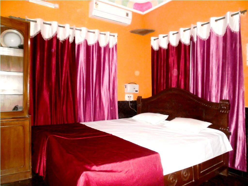 Hotel Yellow House Calangute Exterior foto
